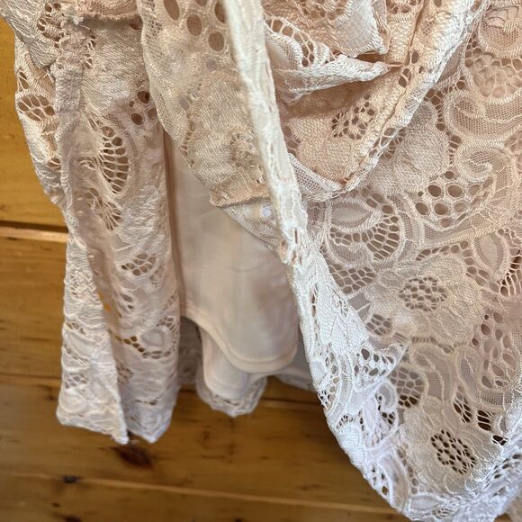 Signature by Robbie Bee Ivory Short Sleeve Lace Shark-bite Hem A-line Dress 1X - Picture 7 of 7